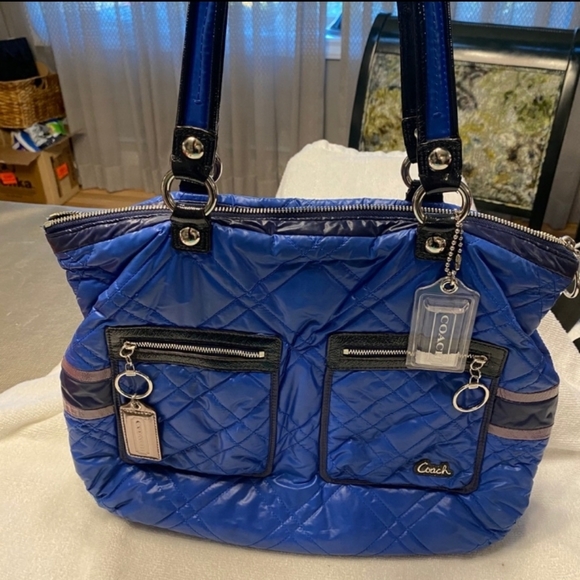 Coach Glam Ski Bunny Blue Tote matching Wrislet - Picture 3 of 8